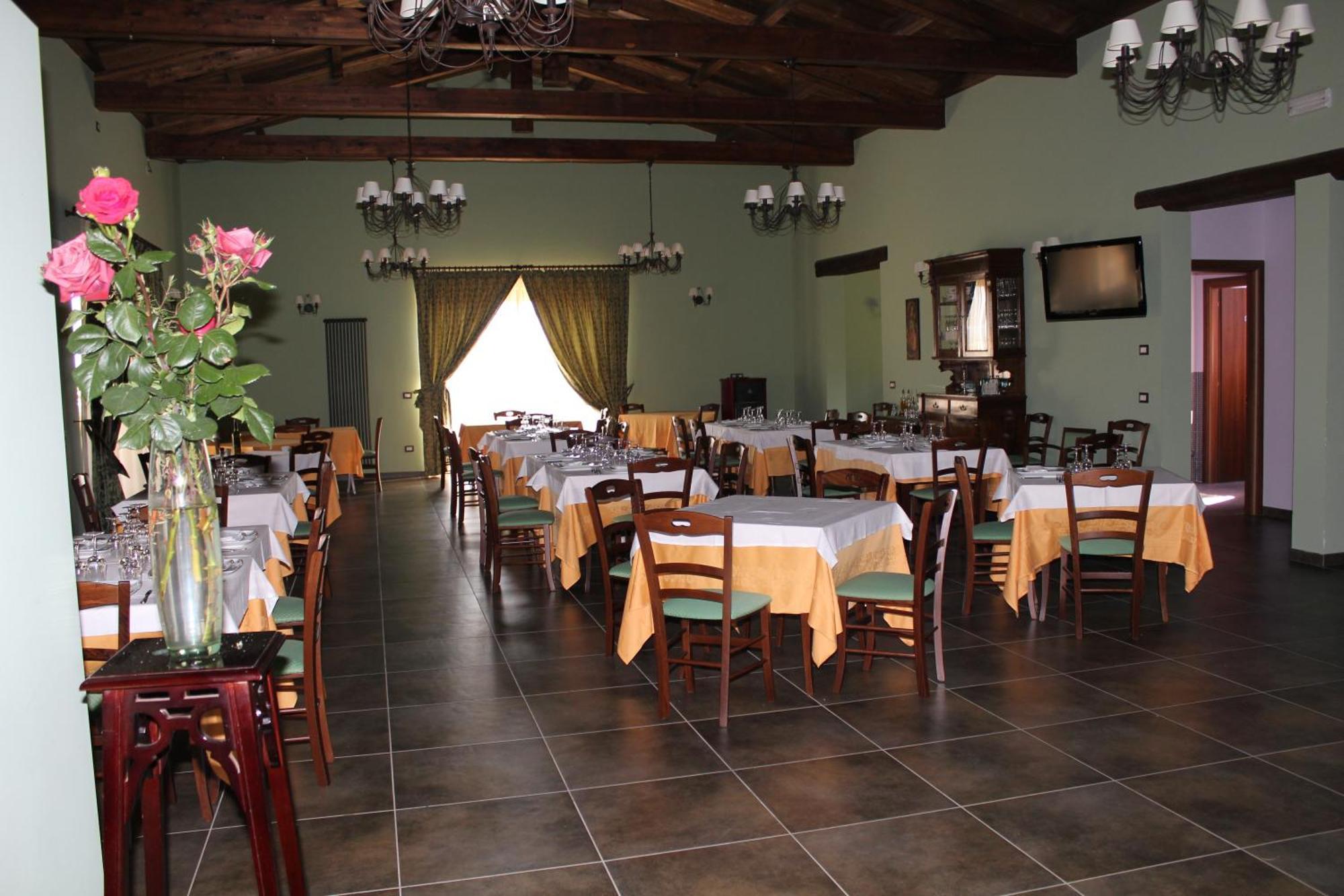 Agriturismo Il Borgo Degli Ulivi Roseto Degli Abruzzi Buitenkant foto