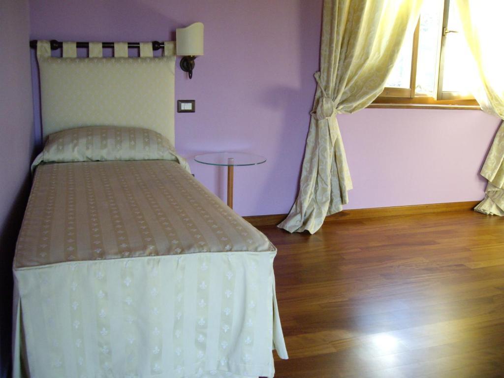 Agriturismo Il Borgo Degli Ulivi Roseto Degli Abruzzi Kamer foto