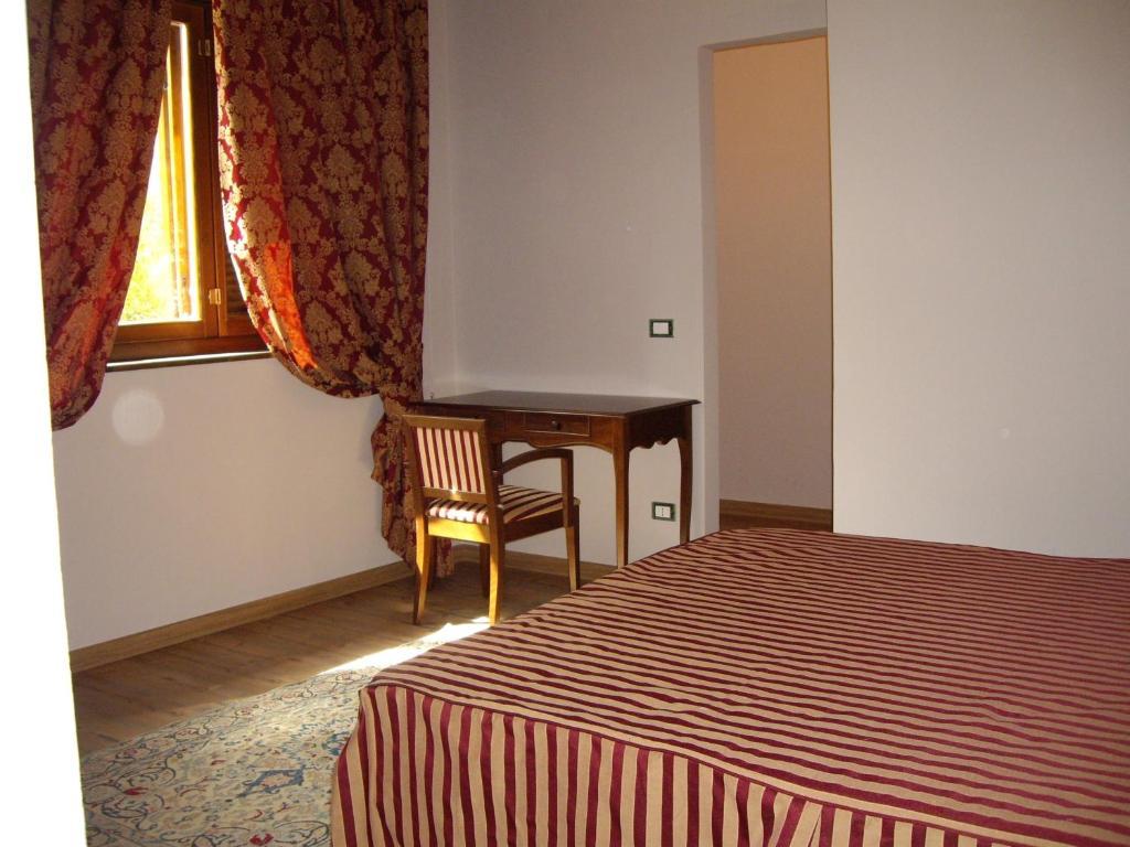 Agriturismo Il Borgo Degli Ulivi Roseto Degli Abruzzi Kamer foto